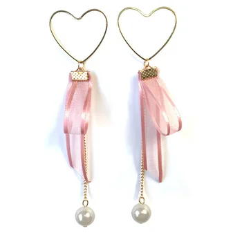 Punk 2020 New Fashion Earrings Pink / White Temperament Heart-shaped Lace Pearl Long Earrings Ms. Wholesale Earrings Sales
Punk 2020 New Fashion Earrings Pink / White Temperament Heart-shaped Lace Pearl Long Earrings Ms. Wholesale Earrings Sales
