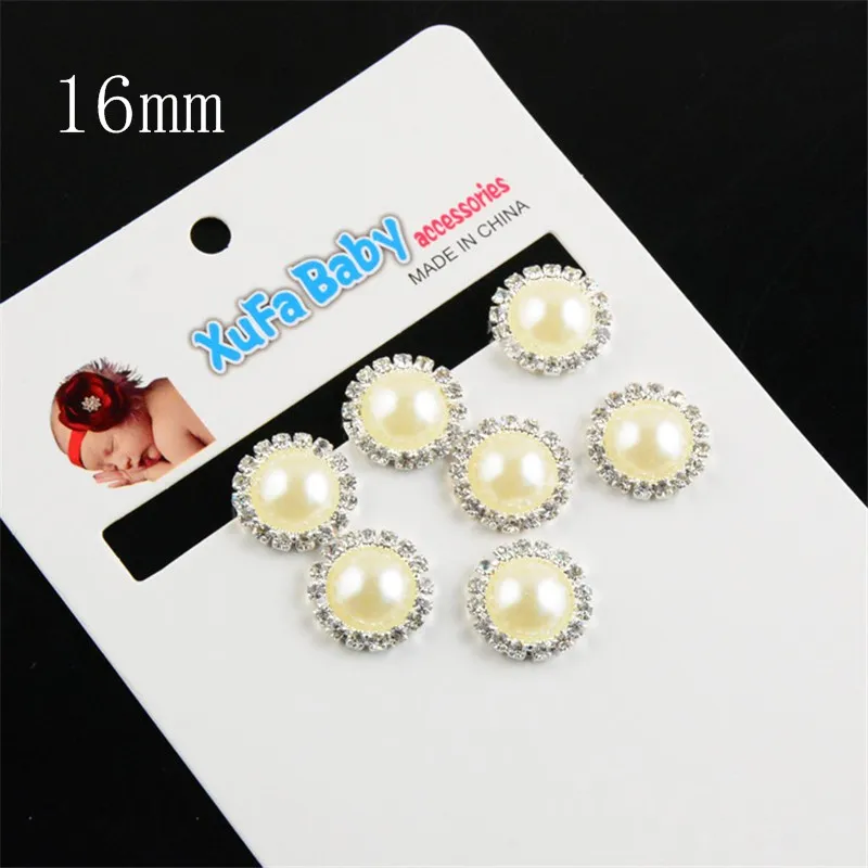 50pcs/lot 16MM Round Alloy Pearl Rhinestone Buttons Sliver Flat Back DIY Hair Accessories Wedding Bouquet PJ02
50pcs/lot 16MM Round Alloy Pearl Rhinestone Buttons Sliver Flat Back DIY Hair Accessories Wedding Bouquet PJ02
