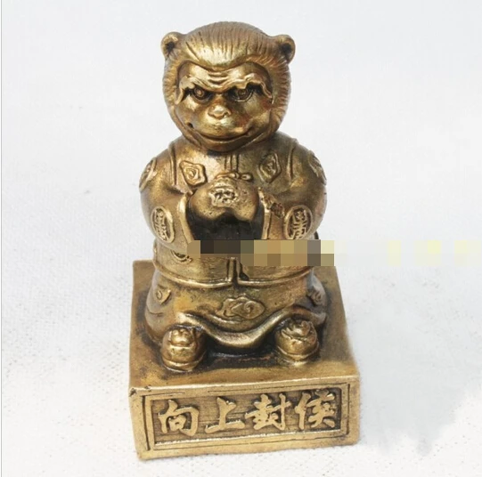 B0601 510Factory Copper Feng Shui crafts Bronze copper home decoration zodiac monkey crafts birthday statue
B0601 510Factory Copper Feng Shui crafts Bronze copper home decoration zodiac monkey crafts birthday statue