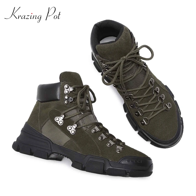 Krazing pot 2018 cow suede women rivets metal decoration ankle boots solid color brand handmade wedges causal cowboy boots L86
Krazing pot 2018 cow suede women rivets metal decoration ankle boots solid color brand handmade wedges causal cowboy boots L86