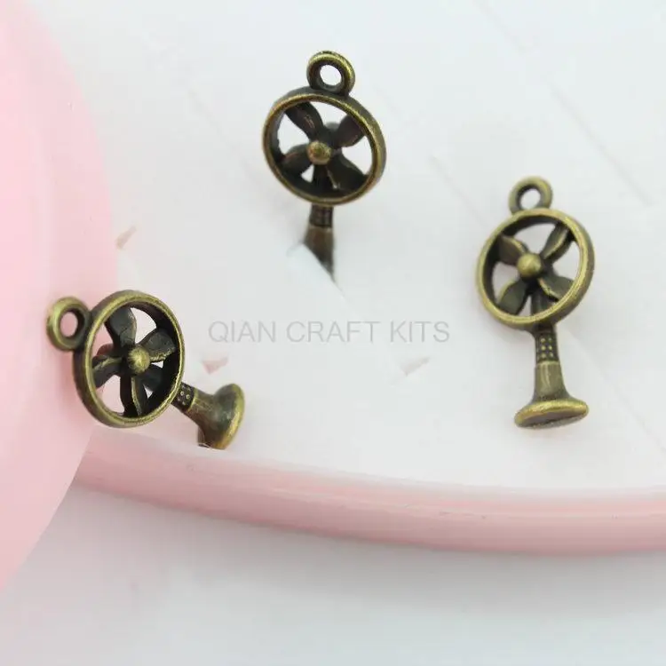 100pcs 3d electric fan antique bronze zinc alloy Charm Pendant drops DIY Supplies bracelet 26X13mm lead and nickle free
100pcs 3d electric fan antique bronze zinc alloy Charm Pendant drops DIY Supplies bracelet 26X13mm lead and nickle free