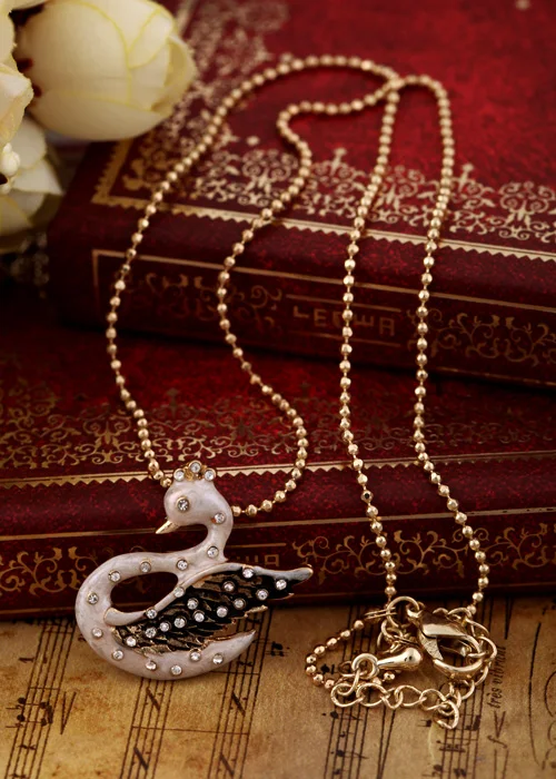 Fashion accessories glaze little swan women's short design necklace Factory Wholesale
Fashion accessories glaze little swan women's short design necklace Factory Wholesale