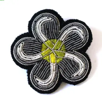 DIY New High quality 3D Hand embroidered badges Flower Armband applique for Coat Trousers Bag Brooch
DIY New High quality 3D Hand embroidered badges Flower Armband applique for Coat Trousers Bag Brooch