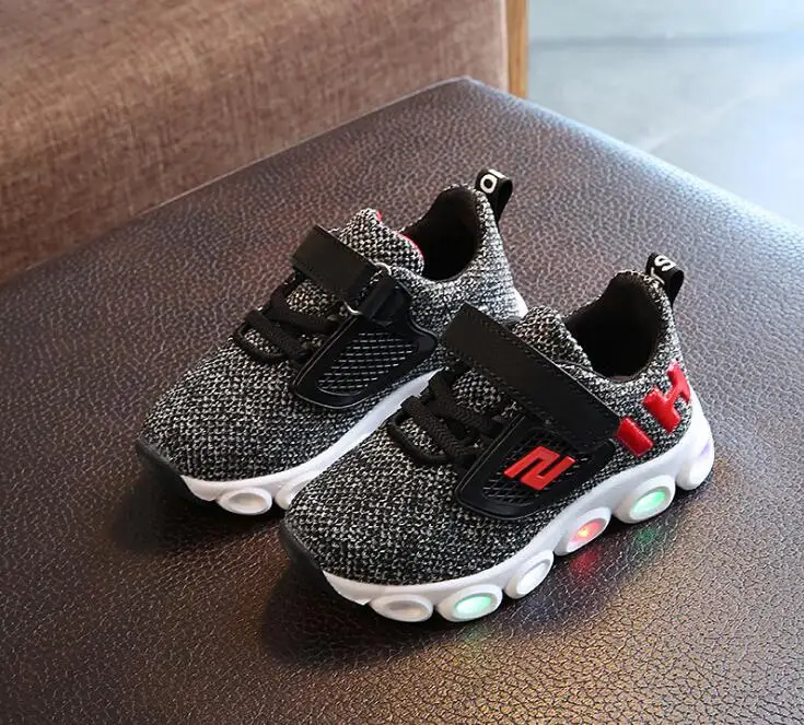 Hot Sale Spring Basket Led Children Lighting Shoes Boys illuminated krasovki Luminous Sneaker Glowing Girls Sneakers Size 21-30
Hot Sale Spring Basket Led Children Lighting Shoes Boys illuminated krasovki Luminous Sneaker Glowing Girls Sneakers Size 21-30
