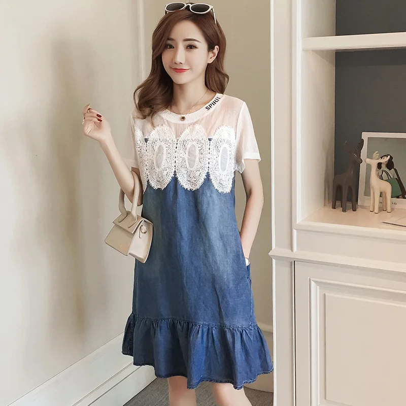 Pregnant women dress summer short-sleeved denim stitching ruffled fake two-piece maternity dress new pregnancy skirt
Pregnant women dress summer short-sleeved denim stitching ruffled fake two-piece maternity dress new pregnancy skirt