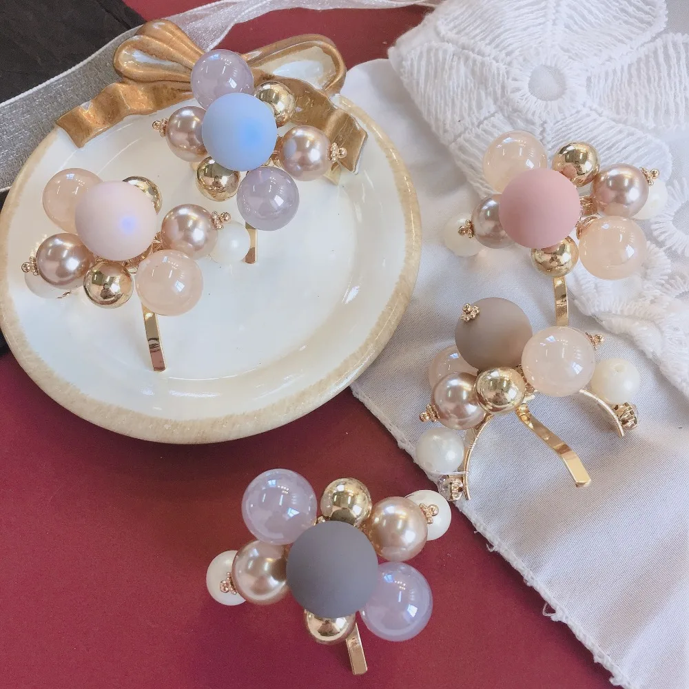 Korea Matte Golden Bead Clip Shinny Hairpins Hair Accessories Hair Clips For Girls Crystal Hairgrips Bows Barrette
Korea Matte Golden Bead Clip Shinny Hairpins Hair Accessories Hair Clips For Girls Crystal Hairgrips Bows Barrette