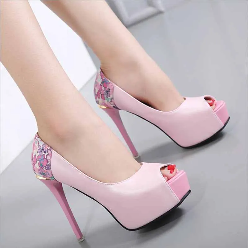 New Women Sandals Patent Leather Women High Heels Shoes Gold Sexy Women Pumps Fashion Wedding Shoes Women stiletto
New Women Sandals Patent Leather Women High Heels Shoes Gold Sexy Women Pumps Fashion Wedding Shoes Women stiletto