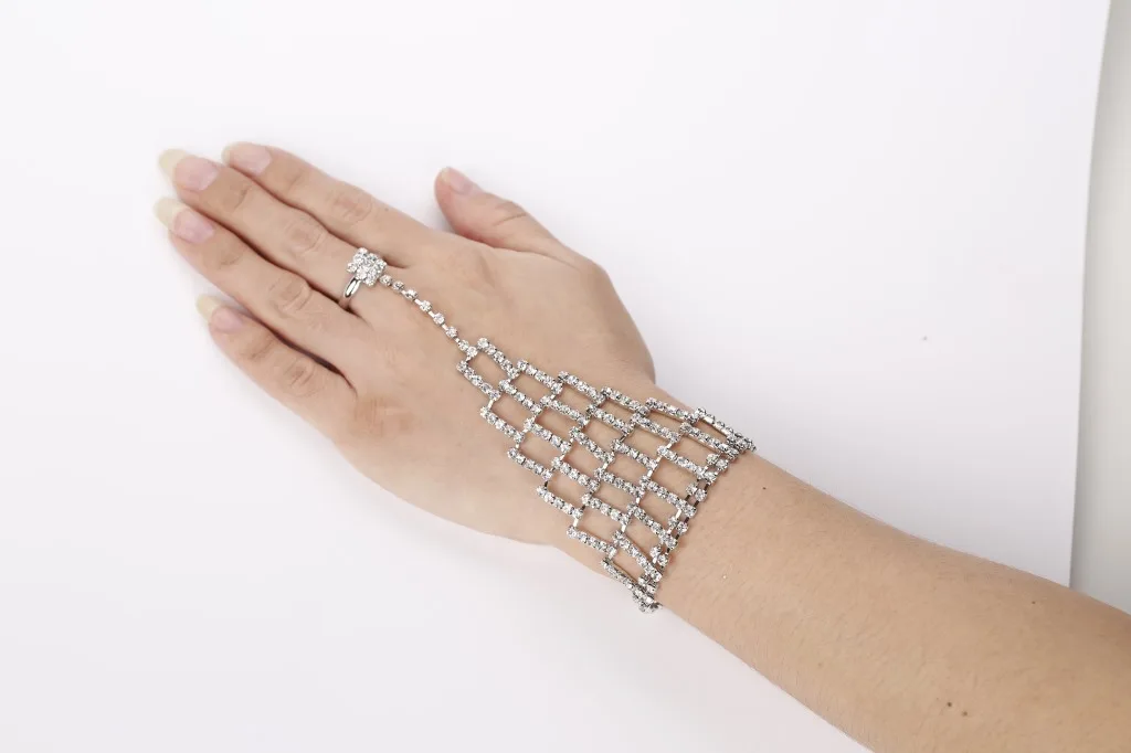 New fashion dancing latin silver lady girl dancing rhinestone chain gloves charn bracelet free shipping wholesale
New fashion dancing latin silver lady girl dancing rhinestone chain gloves charn bracelet free shipping wholesale