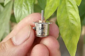 10MM 18 degrees NMB miniature two-phase four-wire stepper motor digital equipment / precision instruments / DIY accessories
10MM 18 degrees NMB miniature two-phase four-wire stepper motor digital equipment / precision instruments / DIY accessories