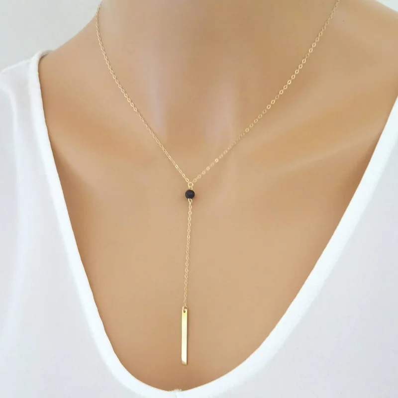 Fashion Mini Black Lava Stone Beads DIY Essential Oil Perfume Diffuser Pendant Necklace Charms Jewelry Women Gold Silver Metal
Fashion Mini Black Lava Stone Beads DIY Essential Oil Perfume Diffuser Pendant Necklace Charms Jewelry Women Gold Silver Metal