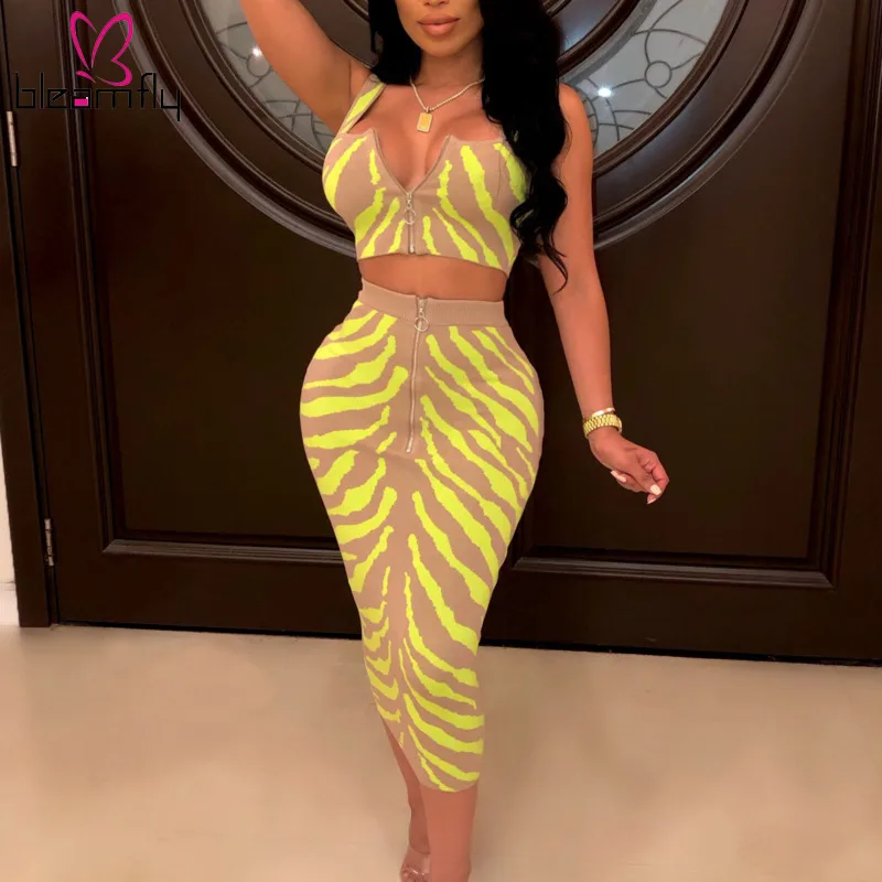 Two Piece Skirt Set Summer 2 Piece Set Women Bodycon Sleeveless Crop Top Skirts Set Printed Sleeveless Tank Suit Tops Skirts
Two Piece Skirt Set Summer 2 Piece Set Women Bodycon Sleeveless Crop Top Skirts Set Printed Sleeveless Tank Suit Tops Skirts