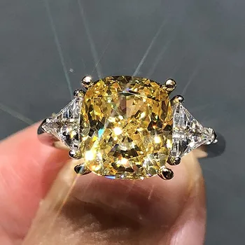 Solid 18K White Gold 2ctw Yellow Moissanite Cushion Ice Cut Similar Yellow Diamond Fine gold jewelry for Women
Solid 18K White Gold 2ctw Yellow Moissanite Cushion Ice Cut Similar Yellow Diamond Fine gold jewelry for Women