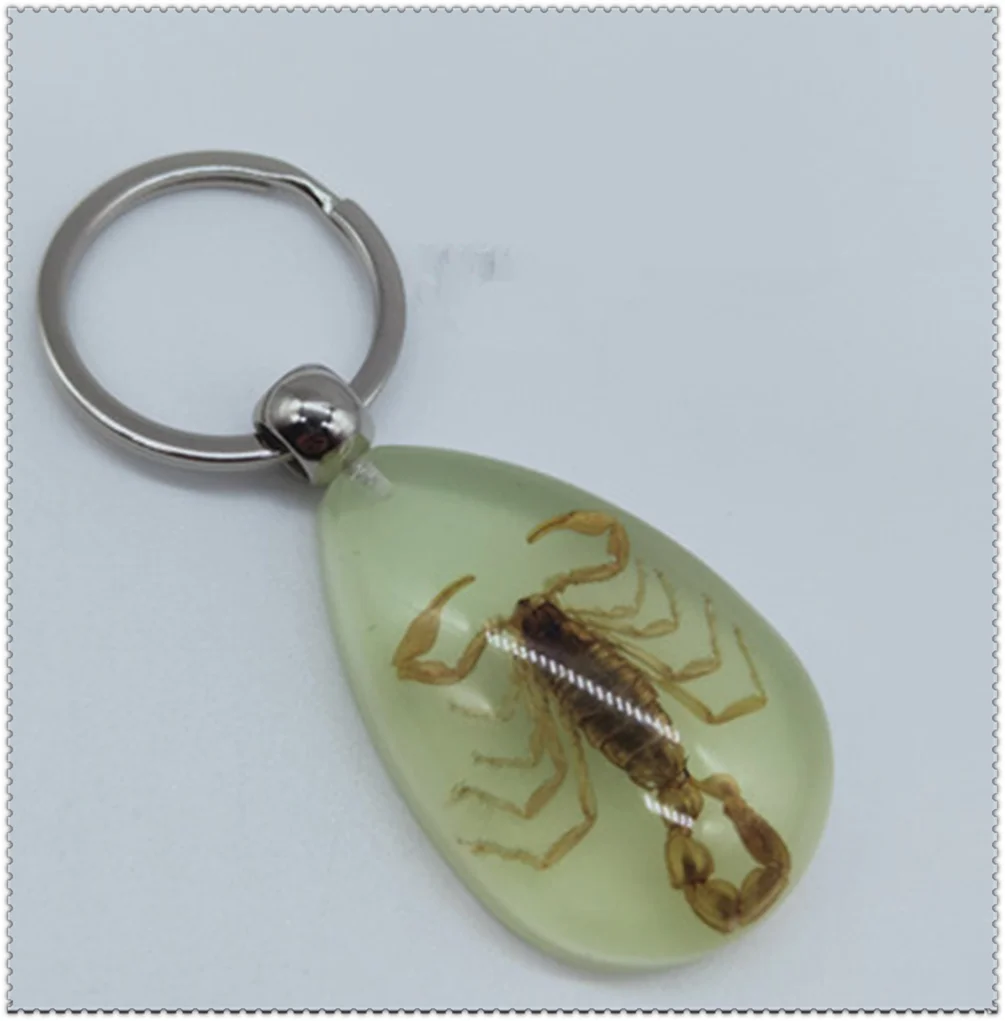 Car interior personality wearing night light dice keychain gift for Chevrolet Trailblazer Onix Tru Orlando Code Captiva
Car interior personality wearing night light dice keychain gift for Chevrolet Trailblazer Onix Tru Orlando Code Captiva