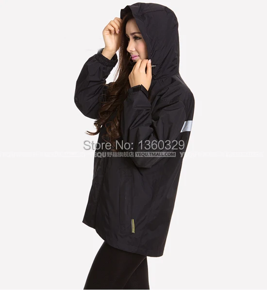 Fashion burberry_ men Women Hooded Raincoat Lightweight Breathable Outdoor Rain Jacket Dark Blue Motorcycle Rainwear Waterproof
Fashion burberry_ men Women Hooded Raincoat Lightweight Breathable Outdoor Rain Jacket Dark Blue Motorcycle Rainwear Waterproof