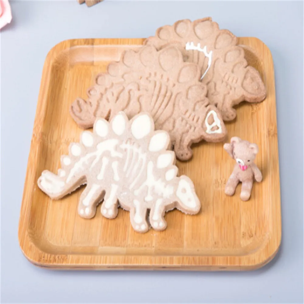3pcs Dinosaur Shape Biscuit Cookie Cutter Fondant Cake Decor Baking Mold Tool Mould Fondant Decorating Tool Molde de galletas57
3pcs Dinosaur Shape Biscuit Cookie Cutter Fondant Cake Decor Baking Mold Tool Mould Fondant Decorating Tool Molde de galletas57