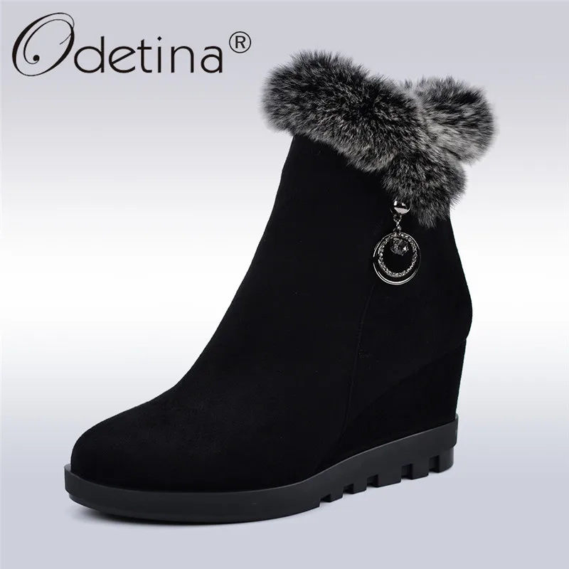 Odetina New Fashion Luxury Rabbit Hair Snow Boots Women Wedge High Heels Zip Ankle Boots With Fur Women Winter Warm Plush Shoes
Odetina New Fashion Luxury Rabbit Hair Snow Boots Women Wedge High Heels Zip Ankle Boots With Fur Women Winter Warm Plush Shoes
