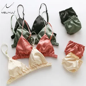 Women bra set Fashion Underwear Set breathable Comfortable Bras Wire Free Lingerie High grade Bra And Panty Set BH
Women bra set Fashion Underwear Set breathable Comfortable Bras Wire Free Lingerie High grade Bra And Panty Set BH