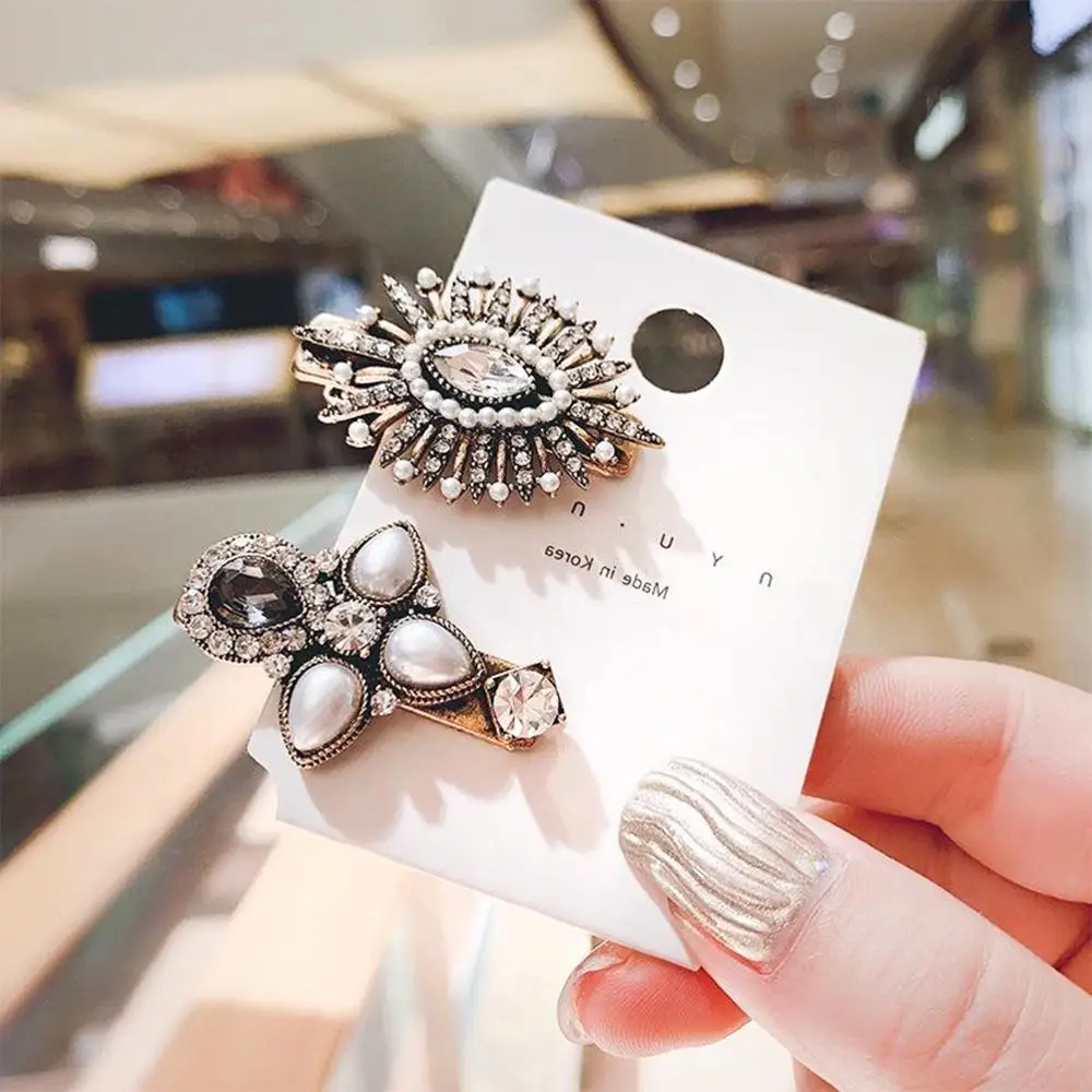 M MISM Fashion Imitation Pearls Hair Clips hairgrip Sweet INS Style Hairpins Alloy Headmade Girls Hair Accessories Hair Clips
M MISM Fashion Imitation Pearls Hair Clips hairgrip Sweet INS Style Hairpins Alloy Headmade Girls Hair Accessories Hair Clips