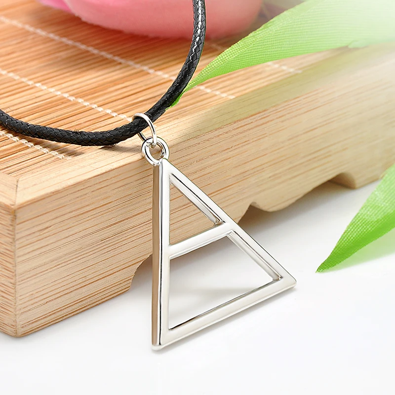 New 30 Seconds to Mars Band Style Pendant Necklace Triangle Geometric Shape Silver Leather Rope Band Necklace
New 30 Seconds to Mars Band Style Pendant Necklace Triangle Geometric Shape Silver Leather Rope Band Necklace