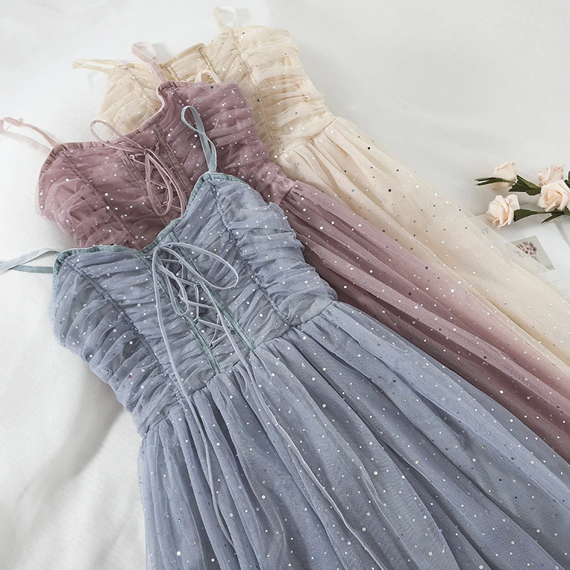 2019 summer new women lace dresses sequined A-line lady elegant party dresses all sexy see through dresses top quality
2019 summer new women lace dresses sequined A-line lady elegant party dresses all sexy see through dresses top quality