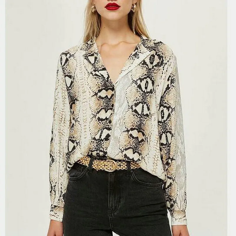 Sexy Snake Skin Print Blouses And Tops Female Shirt Womens Long Sleeve 2018 Winter Blusas Snake Print Button Down Vintage Blouse
Sexy Snake Skin Print Blouses And Tops Female Shirt Womens Long Sleeve 2018 Winter Blusas Snake Print Button Down Vintage Blouse