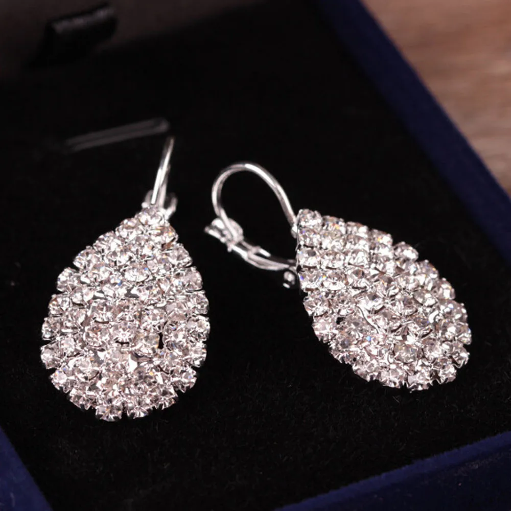Best lady New Fashion Statement Jewelry Cheap Cute Lady Crystal Rhinestone Earrings 10.4
Best lady New Fashion Statement Jewelry Cheap Cute Lady Crystal Rhinestone Earrings 10.4