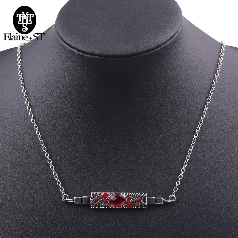 10Pcs Fashion Long Necklaces Avengers Red Stone 3D Knife Switchblade Statement Necklace Infinity War Thanos and Gamora Pendant
10Pcs Fashion Long Necklaces Avengers Red Stone 3D Knife Switchblade Statement Necklace Infinity War Thanos and Gamora Pendant