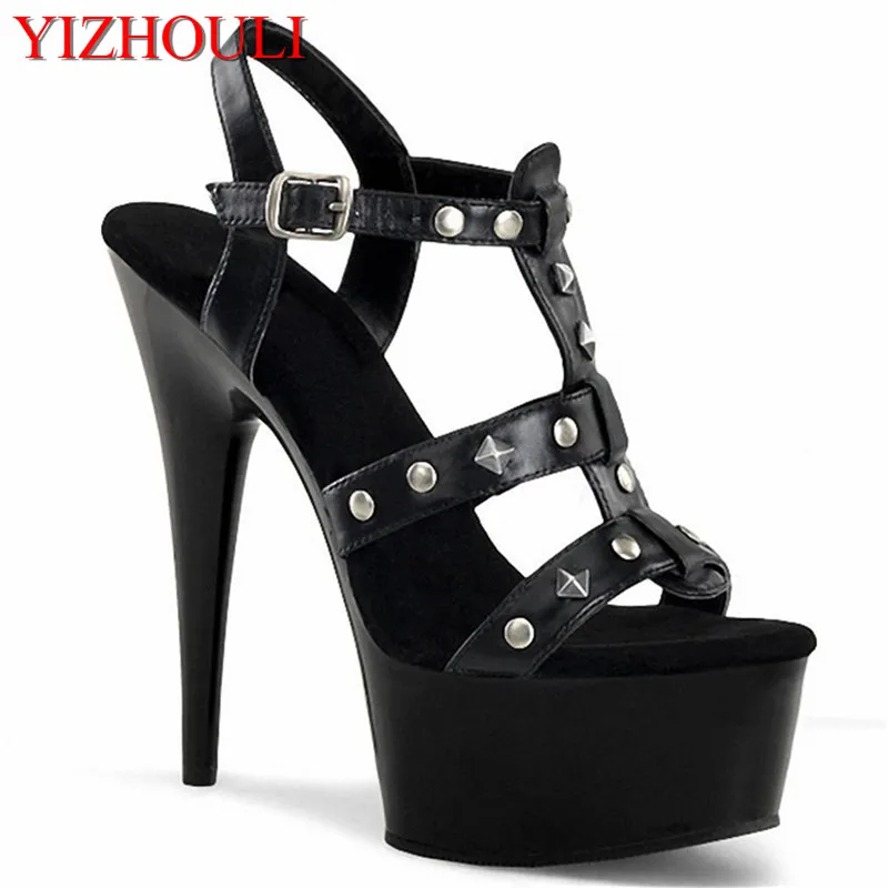 Summer's new 15CM peep-toe sandals, riveted high heels and black lacquered women's shoes
Summer's new 15CM peep-toe sandals, riveted high heels and black lacquered women's shoes