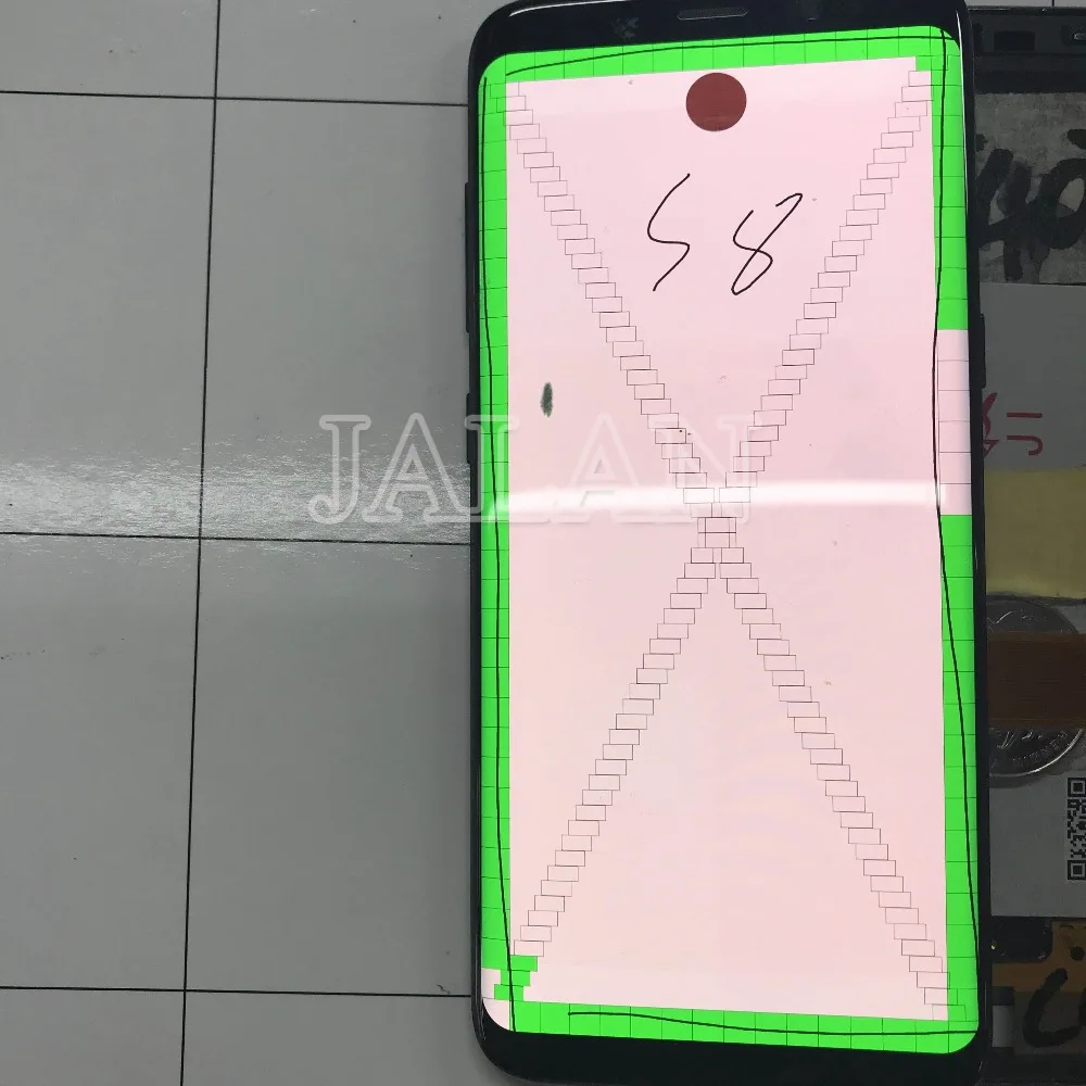The spot LCD screen with frame for SM S8 G950 lcd touch work well with black dot mobile phone glass repair intall
The spot LCD screen with frame for SM S8 G950 lcd touch work well with black dot mobile phone glass repair intall
