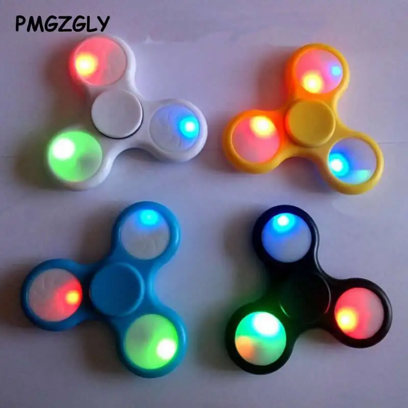 Spinning Top Light Hand Spinner Finger Metal Gyroscope Classic Beyblades Cube Relieve Stress Baby Classic Toys Gift For Kids 
Spinning Top Light Hand Spinner Finger Metal Gyroscope Classic Beyblades Cube Relieve Stress Baby Classic Toys Gift For Kids