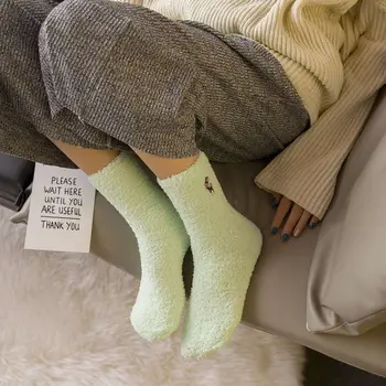 SP&CITY 5 Pairs Winter Thick Women Warm Terry Socks Embroidery Animal Coral Velvet Socks Cute Deer Patterned Girl Soft Socks 
SP&CITY 5 Pairs Winter Thick Women Warm Terry Socks Embroidery Animal Coral Velvet Socks Cute Deer Patterned Girl Soft Socks