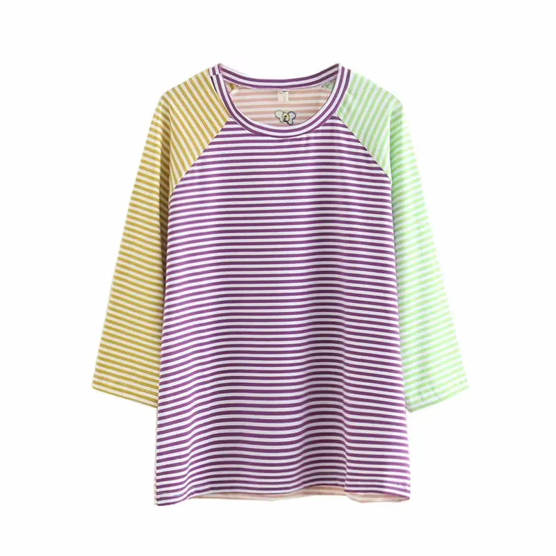 Summer New Preppy Style Stitching Sleeve T-shirt O-neck Cotton Color Striped Fashion Cartoon Embroidery Short-sleeved Shirt
Summer New Preppy Style Stitching Sleeve T-shirt O-neck Cotton Color Striped Fashion Cartoon Embroidery Short-sleeved Shirt