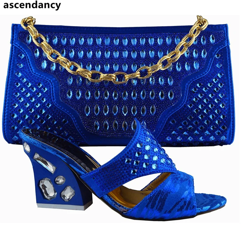 Royal Blue Italian Shoes with Matching Bags for Women African Shoe and Bag Set Italian Design Nigerian Women Wedding Shoes Bag
Royal Blue Italian Shoes with Matching Bags for Women African Shoe and Bag Set Italian Design Nigerian Women Wedding Shoes Bag