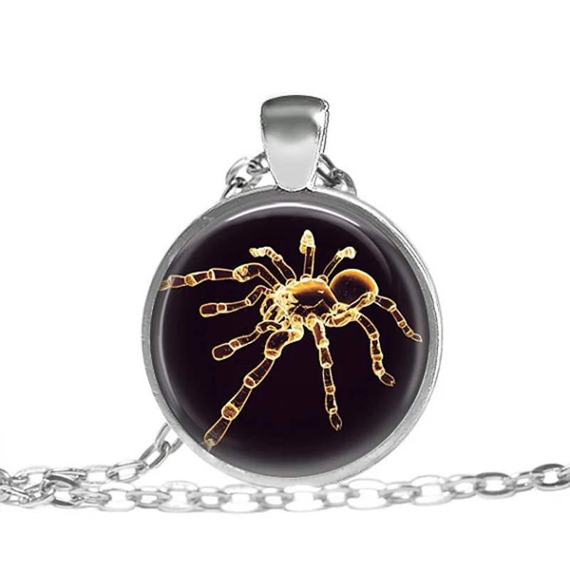 JEPHNE Gold Egyptian Spider Tarantula Necklace Spiders Insects Gold Spiders Pattern Glass Dome Pendant Necklace Women Men Gifts
JEPHNE Gold Egyptian Spider Tarantula Necklace Spiders Insects Gold Spiders Pattern Glass Dome Pendant Necklace Women Men Gifts