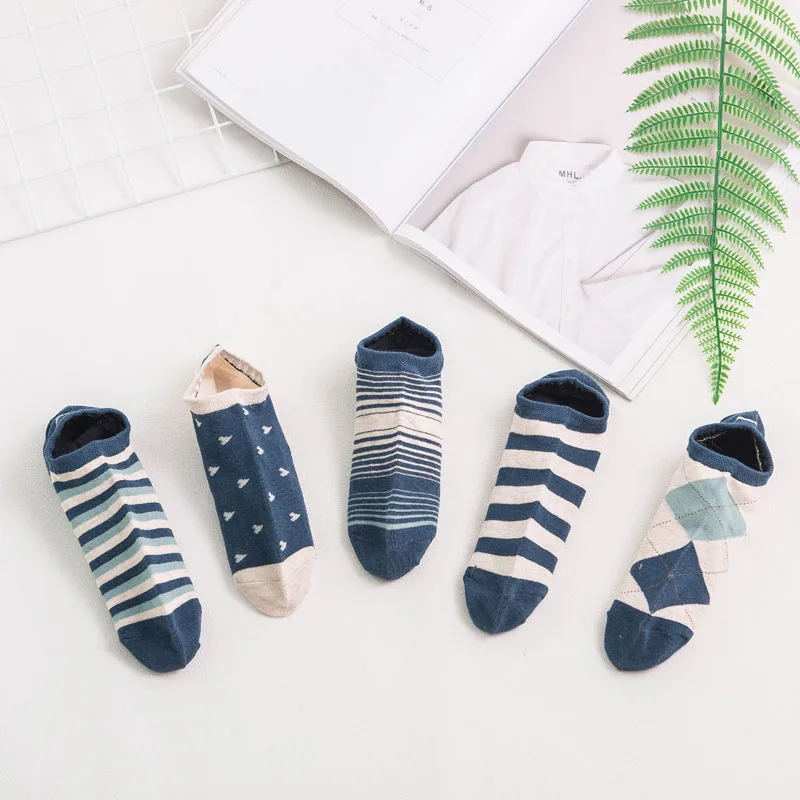 Men Invisible socks cotton men's Garment Dress and Male short sock Blue Color breathable cartoon Daily sock Lattices Ankle Sock
Men Invisible socks cotton men's Garment Dress and Male short sock Blue Color breathable cartoon Daily sock Lattices Ankle Sock