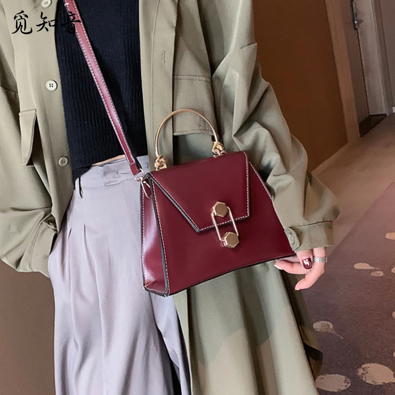 Solid Color Chain Metal Hand Bags Women 2019 Square Bags Shoulder Bags Lady Retro Dark Color Messenger Bag Fashion Pu Handbags
Solid Color Chain Metal Hand Bags Women 2019 Square Bags Shoulder Bags Lady Retro Dark Color Messenger Bag Fashion Pu Handbags