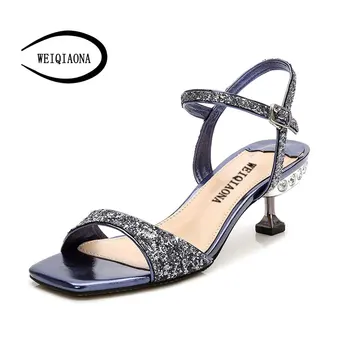 WEIQIAONA 2018 New Summer Women stars Sandals High Heels Shoes Sexy Bling crystal open Ankle Strap Party Shoes Nightclub shoes
WEIQIAONA 2018 New Summer Women stars Sandals High Heels Shoes Sexy Bling crystal open Ankle Strap Party Shoes Nightclub shoes