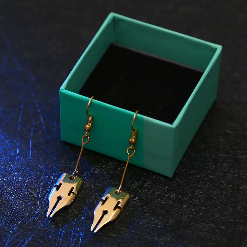Anime JoJos Bizarre Adventure Cosplay Costume Accessories Rohan Kishibe Cosplay Earrings Christmas Gift Women Girls Earrings
Anime JoJos Bizarre Adventure Cosplay Costume Accessories Rohan Kishibe Cosplay Earrings Christmas Gift Women Girls Earrings