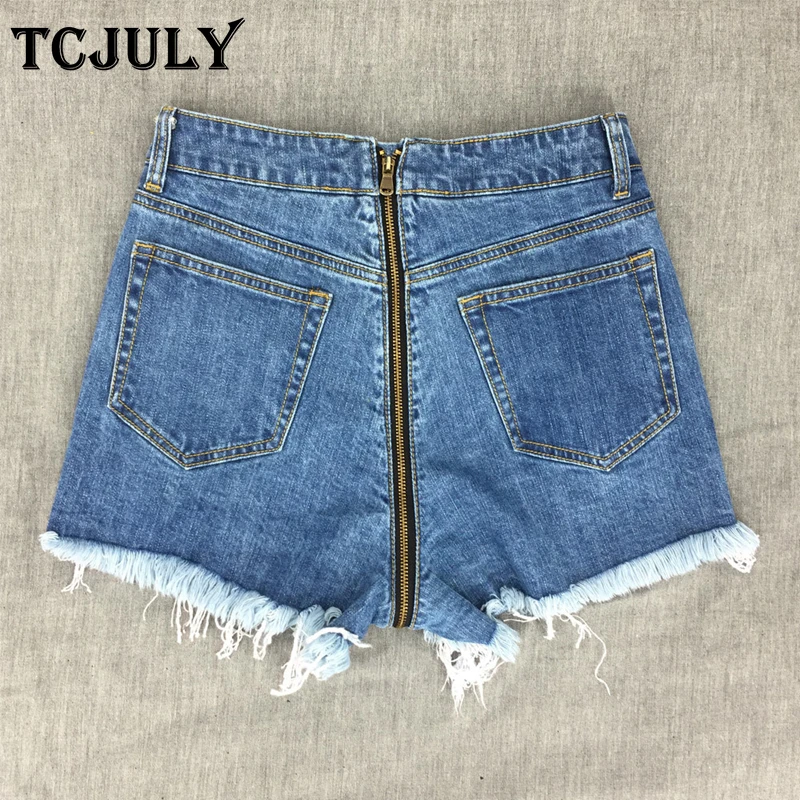 TCJULY Fashion Women's Shorts 2018 Hot Cotton Streetwear Casual Denim Shorts With Zipper Back Regular Blue Shorts Feminino Jeans
TCJULY Fashion Women's Shorts 2018 Hot Cotton Streetwear Casual Denim Shorts With Zipper Back Regular Blue Shorts Feminino Jeans