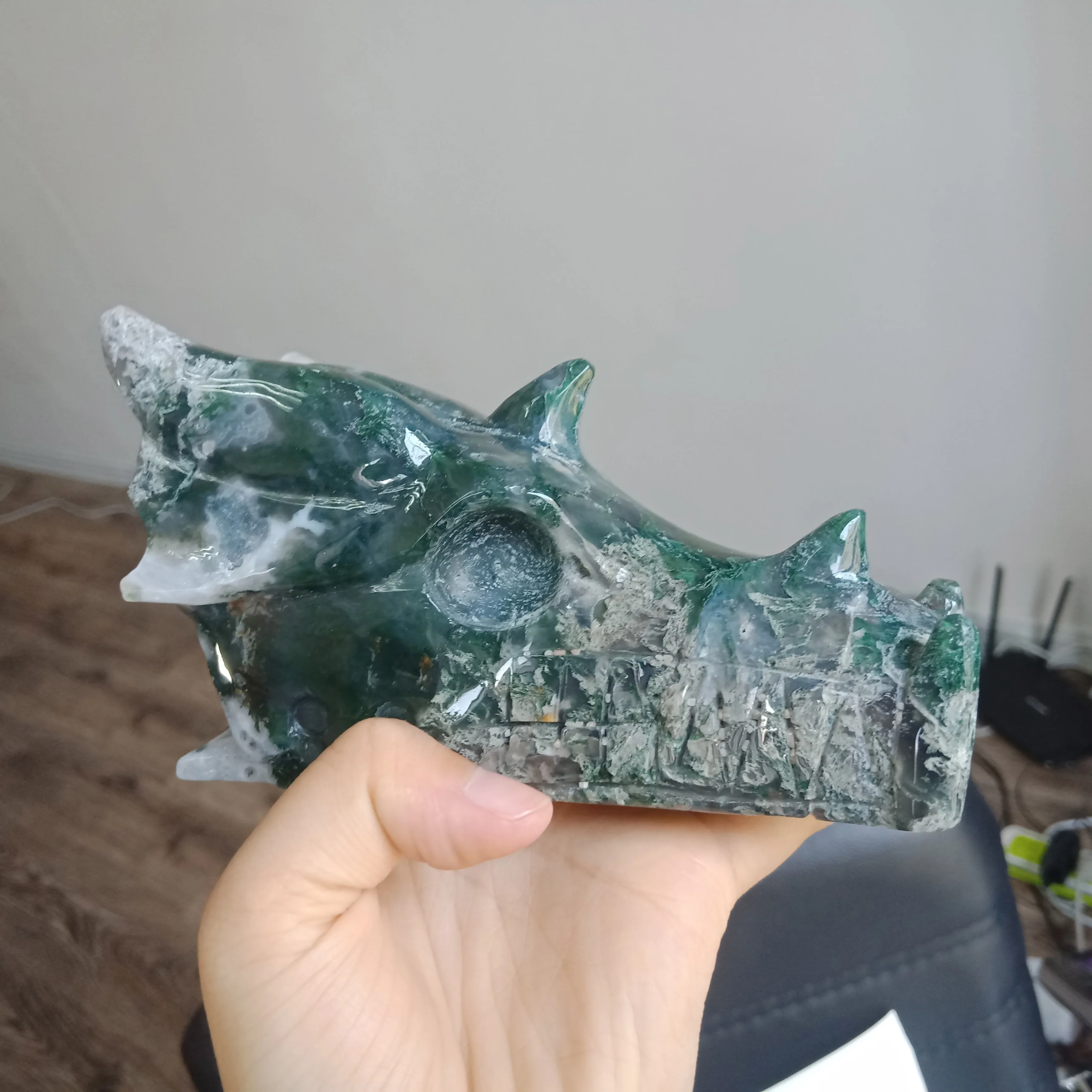 Wholesale Price Amazing Natural Moss Agate Crystal Carving Dragon Head Skull For Healing Decoration GM
Wholesale Price Amazing Natural Moss Agate Crystal Carving Dragon Head Skull For Healing Decoration GM