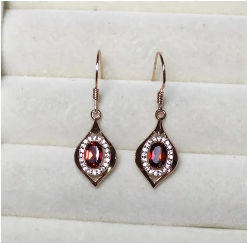Natural Garnet earring Free shipping Natural real garnet 925 sterling silver earrings 5*7mm
Natural Garnet earring Free shipping Natural real garnet 925 sterling silver earrings 5*7mm