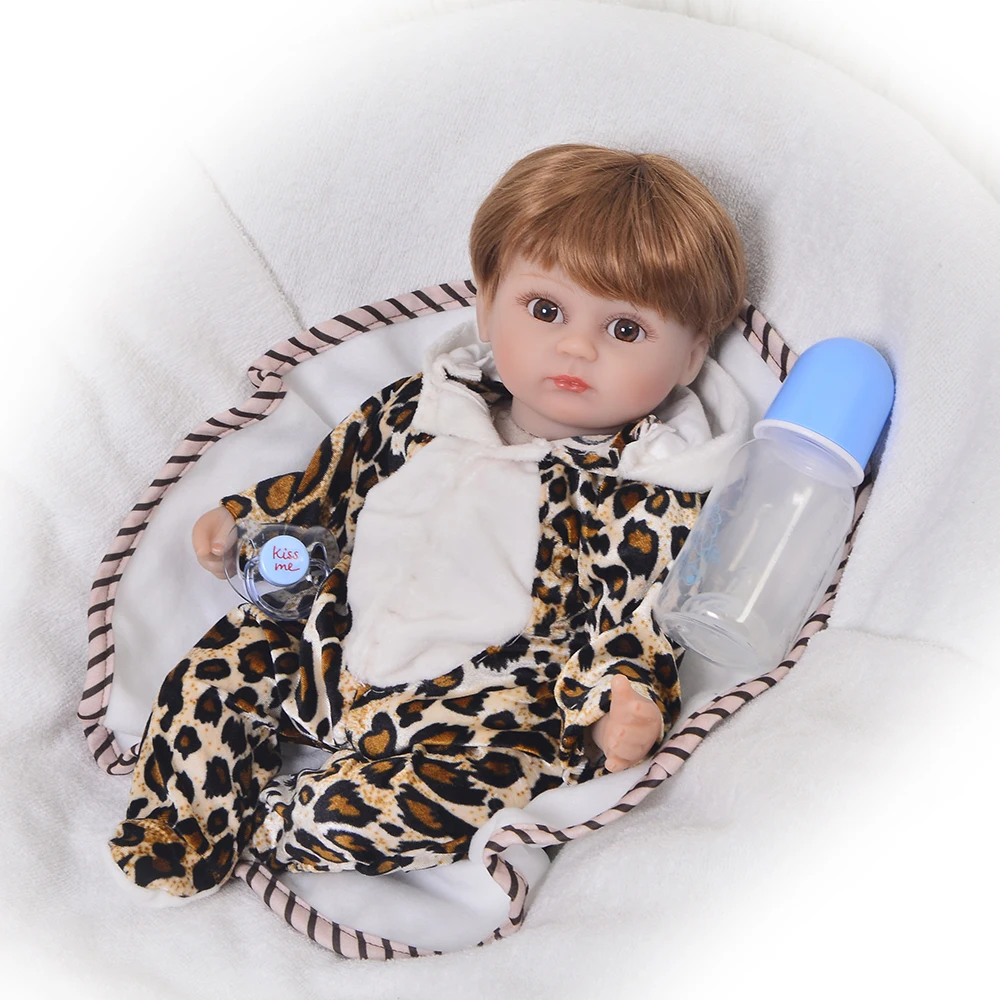 16inch Realistic Soft Silicone Bonecas handmade reborn adorable Doll Baby brinquedos Newborn Kids Toys play house toddlers
16inch Realistic Soft Silicone Bonecas handmade reborn adorable Doll Baby brinquedos Newborn Kids Toys play house toddlers