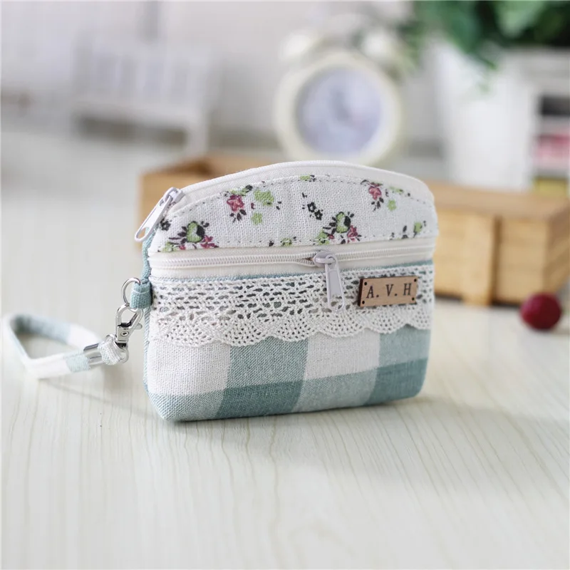 Women cotton plaid lace floral short wallet key coin purse bags female small pouch carteira bolsa feminina bolso mujer for girls
Women cotton plaid lace floral short wallet key coin purse bags female small pouch carteira bolsa feminina bolso mujer for girls
