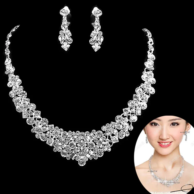 Glamorous Clear Crystal Wedding, Prom, Bridesmaids or Mother of Bride Necklace and Earrings Set
Glamorous Clear Crystal Wedding, Prom, Bridesmaids or Mother of Bride Necklace and Earrings Set