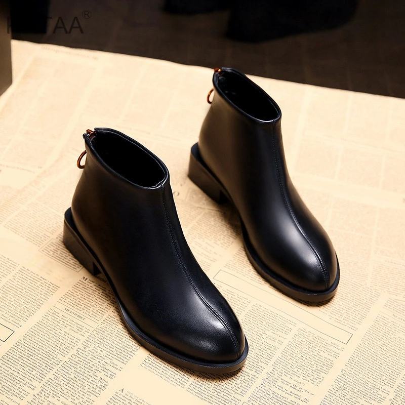 Low Heels Women Winter Ankle Boots Platform Zipper England Student Shoes Ladies 2018 New Fashion Casual Warm Korean Footwear
Low Heels Women Winter Ankle Boots Platform Zipper England Student Shoes Ladies 2018 New Fashion Casual Warm Korean Footwear