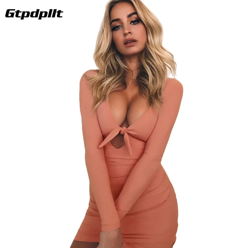 Gtpdpllt Hollow Out Deep V-Neck Sexy Bodycon Dress Long Sleeve Knot Sheath Autumn Dress Women Black Short Mini Dresses vestido
Gtpdpllt Hollow Out Deep V-Neck Sexy Bodycon Dress Long Sleeve Knot Sheath Autumn Dress Women Black Short Mini Dresses vestido