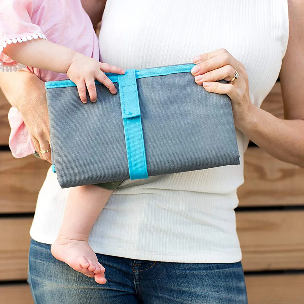 3-in-1 Multifunctional Portable Infant Baby Foldable Urine Mat Waterproof Nappy Bag Diaper Changing Cover Pad Travel Outdoor
3-in-1 Multifunctional Portable Infant Baby Foldable Urine Mat Waterproof Nappy Bag Diaper Changing Cover Pad Travel Outdoor
