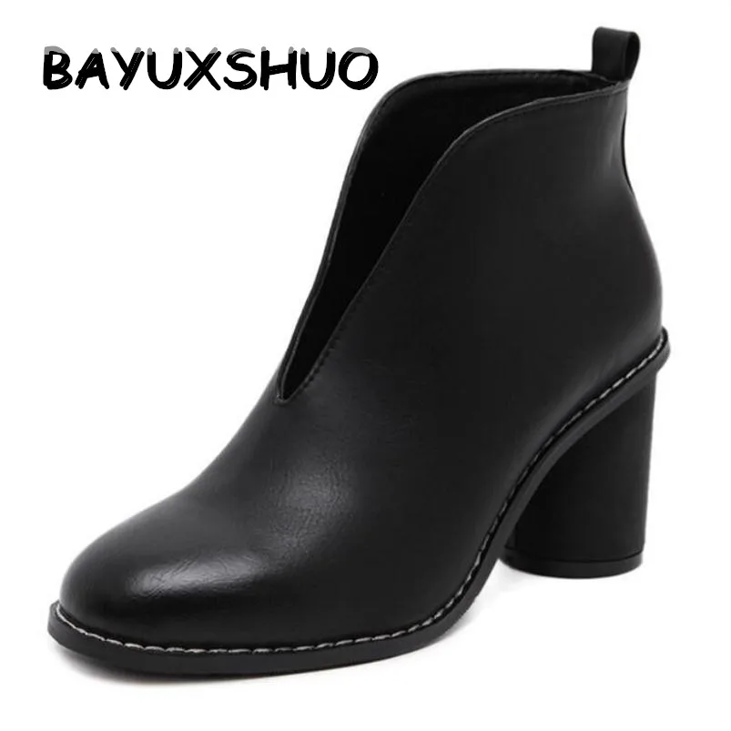 BAYUXSHUO New Autumn Winter Celebrity Ankle Boots Women Sexy V-notch 7.5CM Heels Brand Design Fashion Boots Soft Leather Booties
BAYUXSHUO New Autumn Winter Celebrity Ankle Boots Women Sexy V-notch 7.5CM Heels Brand Design Fashion Boots Soft Leather Booties