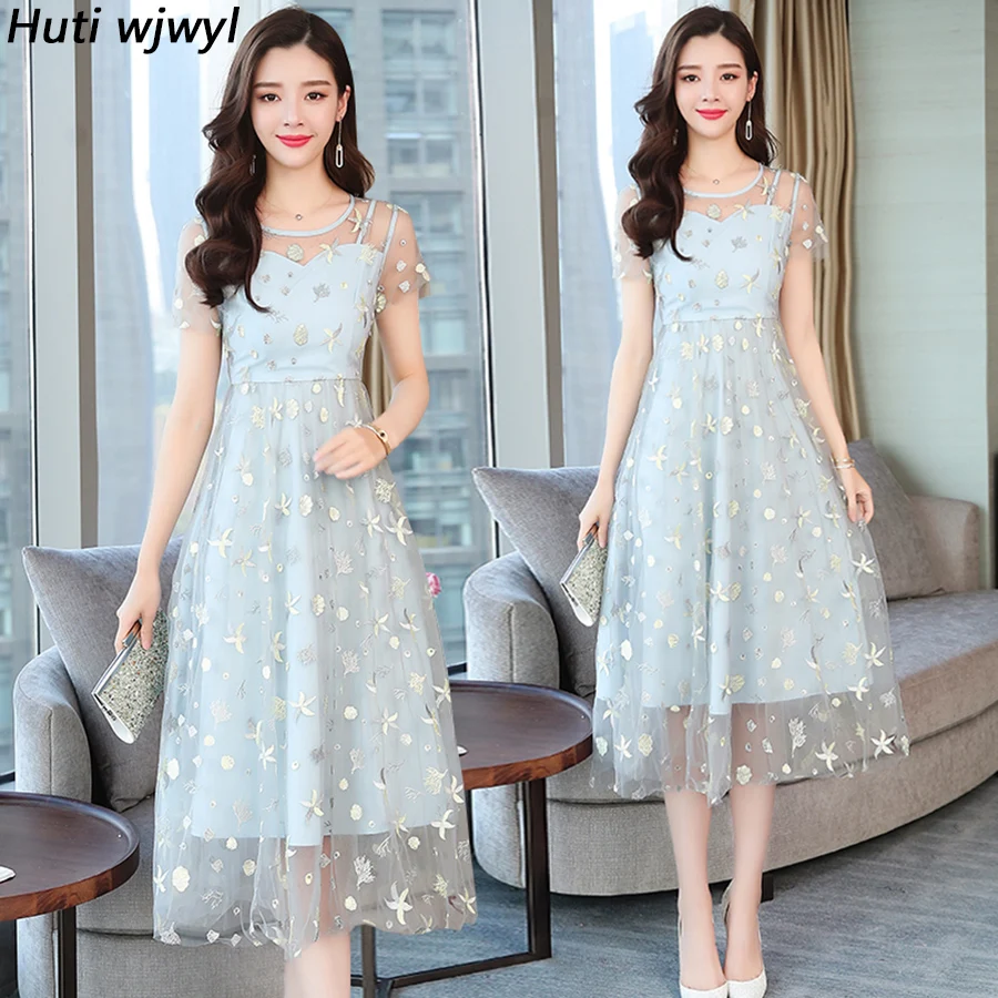 2019 Korean Vintage Boho Sundress Summer Plus Size Mesh Lace Dresses Elegant Women Bule Beach Midi Bodycon Short Sleeve Vestidos
2019 Korean Vintage Boho Sundress Summer Plus Size Mesh Lace Dresses Elegant Women Bule Beach Midi Bodycon Short Sleeve Vestidos