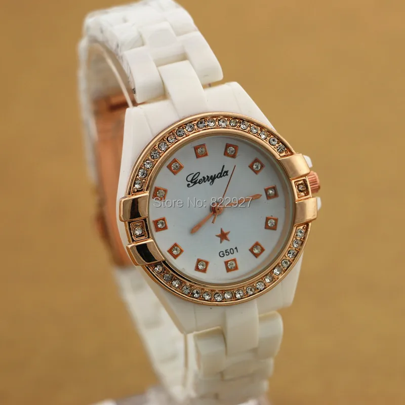 Gerryda fashion ceramic woman watches,copy ceramic band and case,gold plating case with crystal deco,quartz movement,501
Gerryda fashion ceramic woman watches,copy ceramic band and case,gold plating case with crystal deco,quartz movement,501